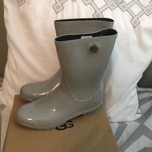 UGG Shoes - Sienna UGG rain boot